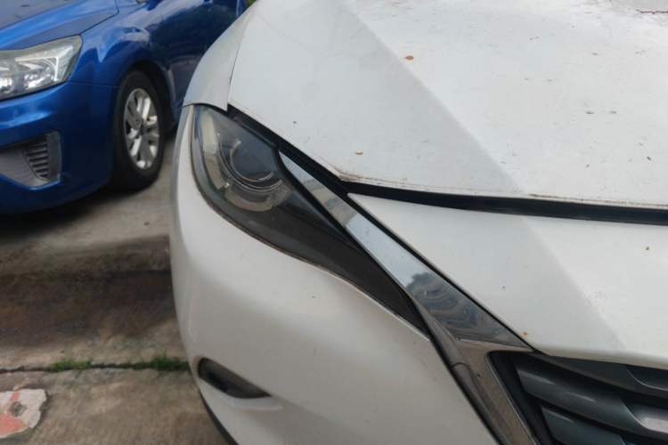 Used Mazda CX-4 2016 2.5L Automatic 4x4 Sky Blue Passion Edition Right Front Headlight