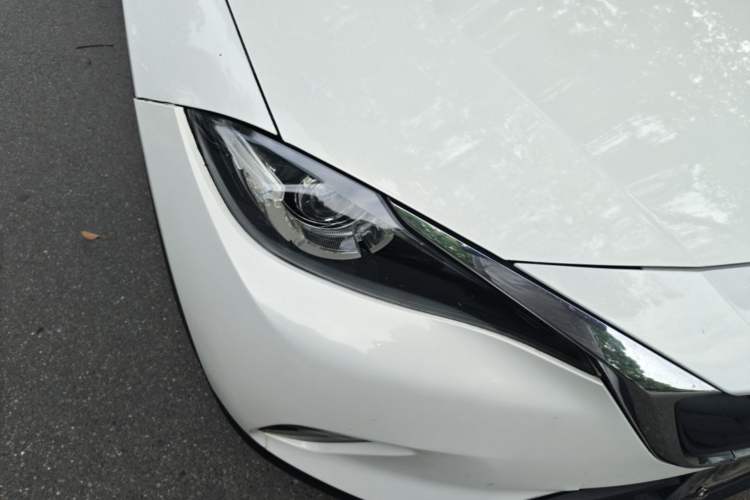 Used Mazda CX-4 2016 2.0L Automatic 2WD Blue Sky Dynamic Edition Right Front Headlight