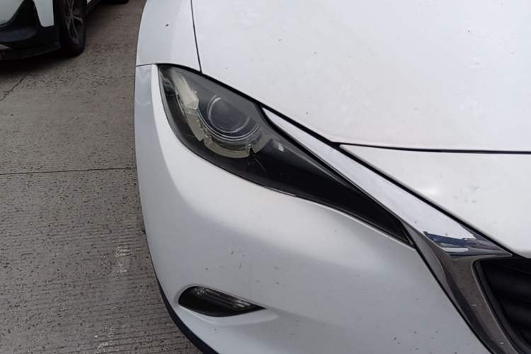 Used Mazda CX-4 2016 2.0L Automatic 2WD Blue Sky Dynamic Edition Right Front Headlight