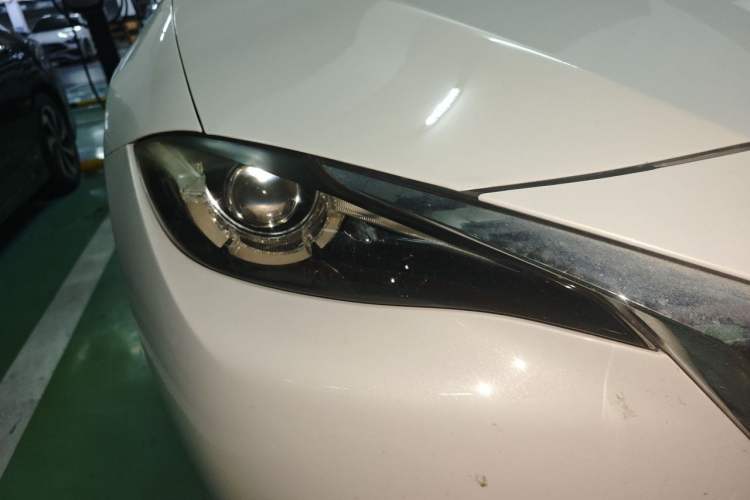 Used Mazda CX-4 2016 2.0L Automatic 2WD Blue Sky Dynamic Edition Right Front Headlight