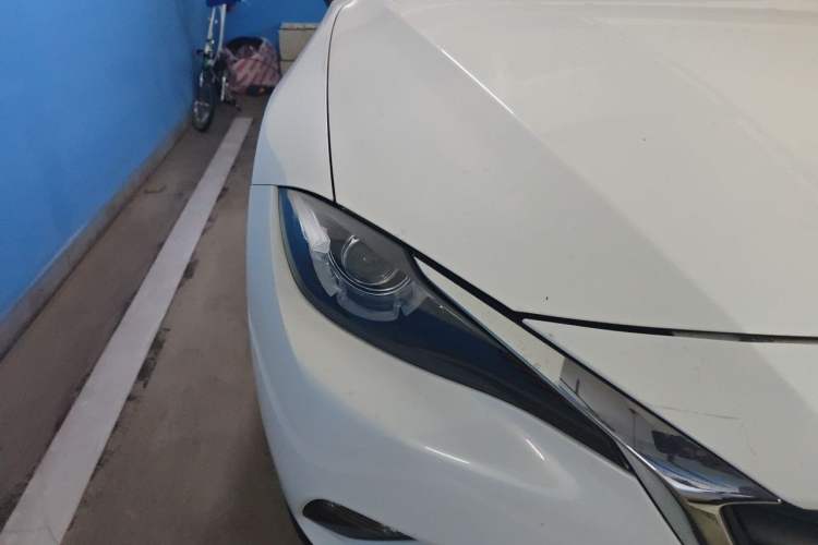 Used Mazda CX-4 2016 2.0L Automatic 2WD Blue Sky Dynamic Edition Right Front Headlight