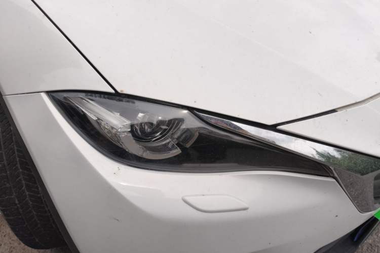 Used Mazda CX-4 2016 2.5L Automatic 4x4 Bluetide Fearless Edition Right Front Headlight