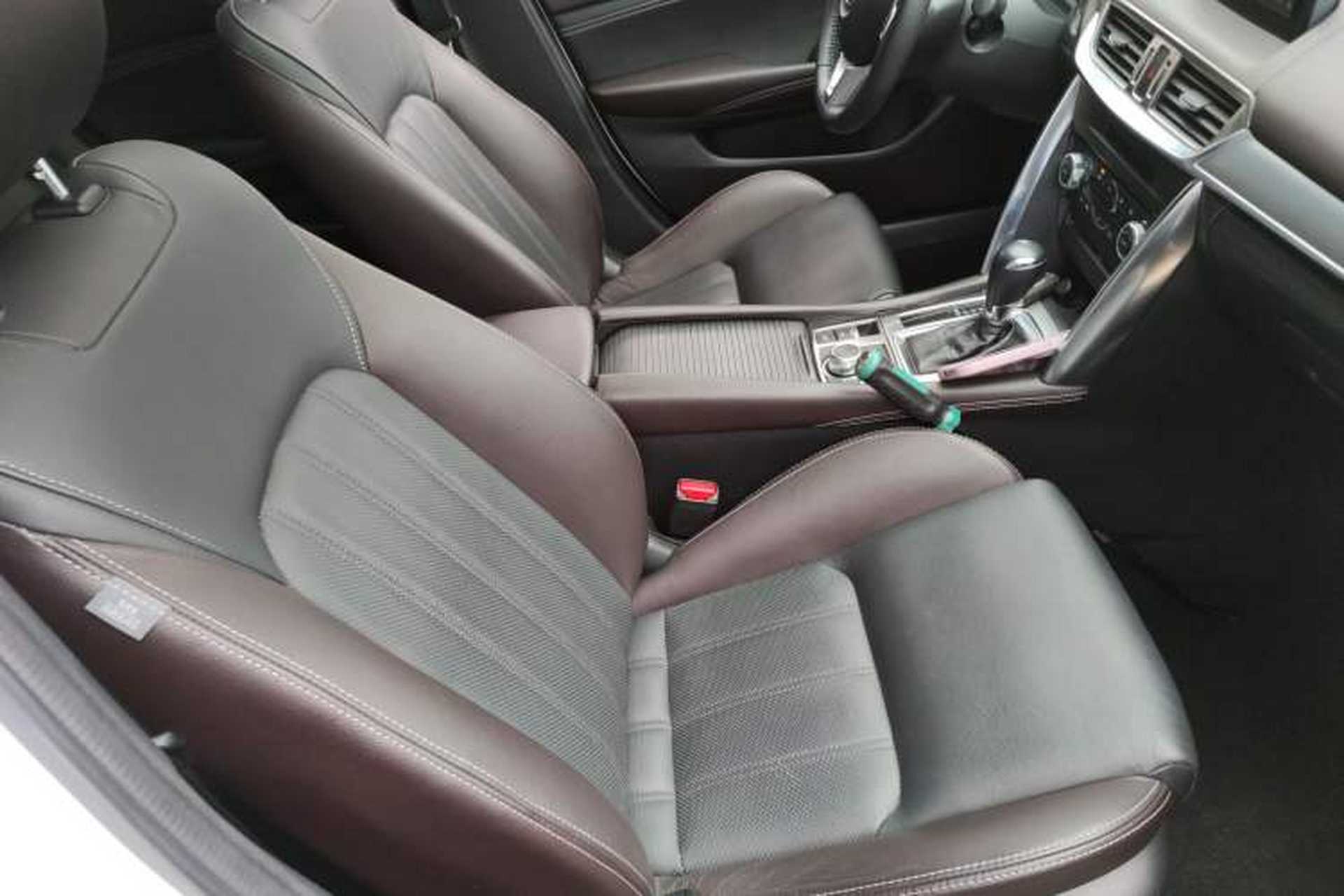 Used Mazda CX-4 2016 2.0L Automatic 2WD Blue Sky Luxury Edition Right Front Seat