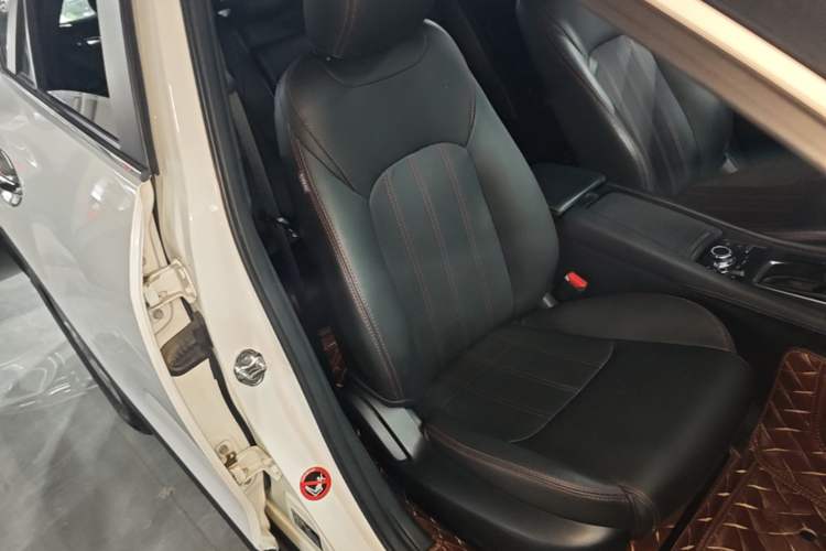 Used Mazda CX-4 2016 2.0L Automatic 2WD Blue Sky Dynamic Edition Right Front Seat
