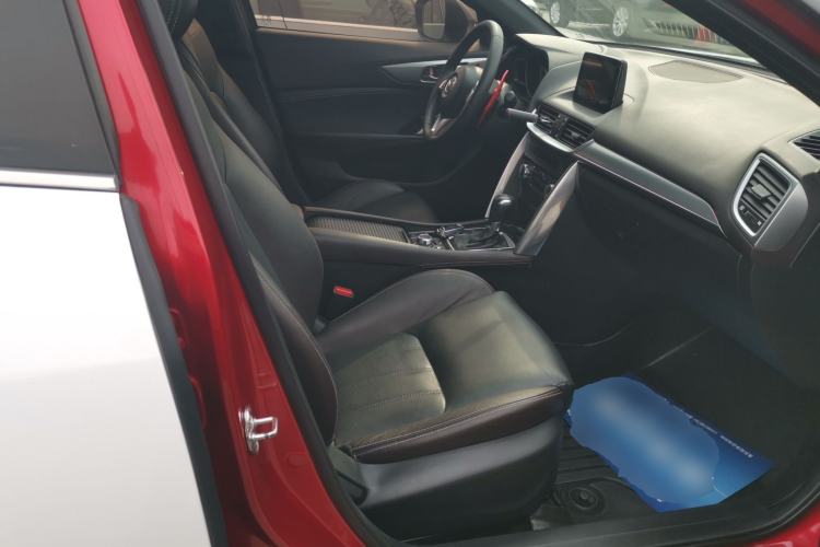 Used Mazda CX-4 2016 2.5L Automatic 4x4 Sky Blue Passion Edition Right Front Seat