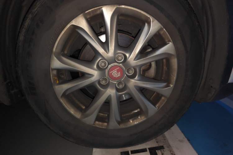 Used Mazda CX-4 2016 2.0L Automatic 2WD Blue Sky Luxury Edition Right Front Wheel Hub