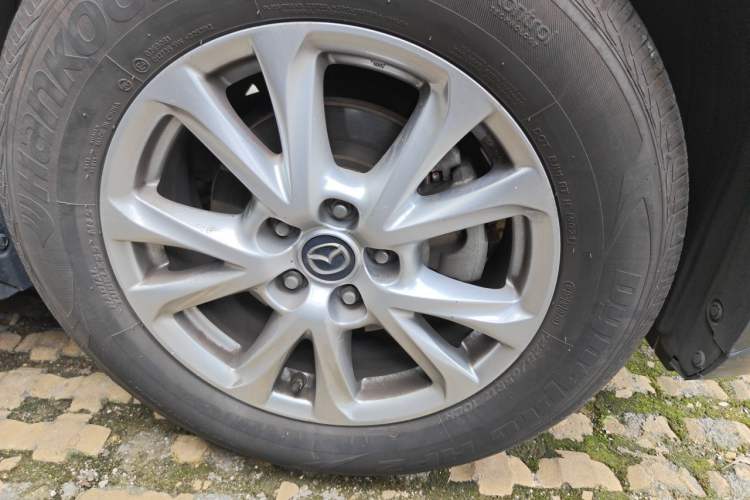 Used Mazda CX-4 2016 2.0L Automatic 2WD Blue Sky Dynamic Edition Right Front Wheel Hub
