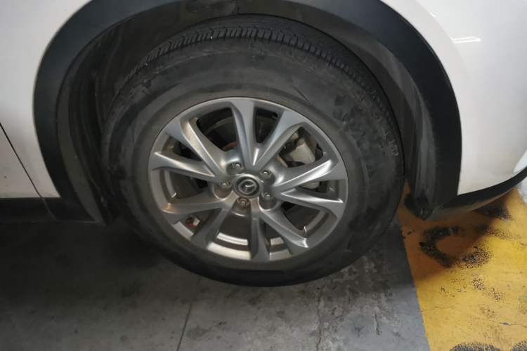 Used Mazda CX-4 2016 2.0L Automatic 2WD Blue Sky Dynamic Edition Right Front Wheel Hub