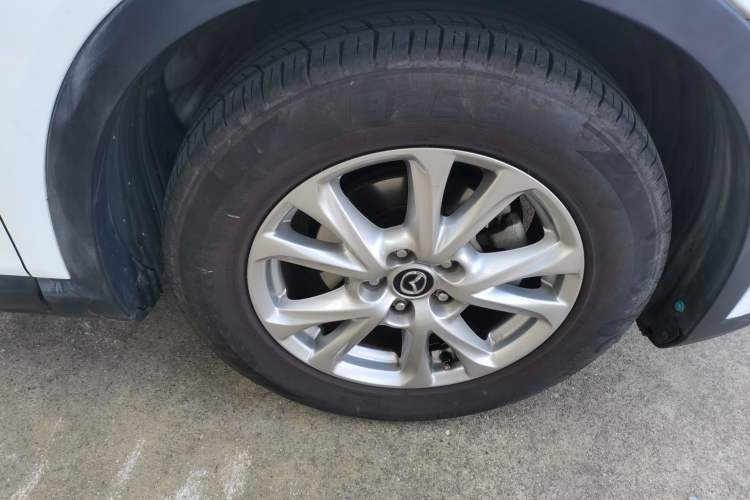 Used Mazda CX-4 2016 2.0L Automatic 2WD Blue Sky Luxury Edition Right Front Wheel Hub