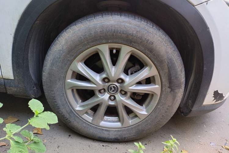 Used Mazda CX-4 2016 2.0L Manual Two-Wheel Drive Blue Sky Dynamic Edition Right Front Wheel Hub