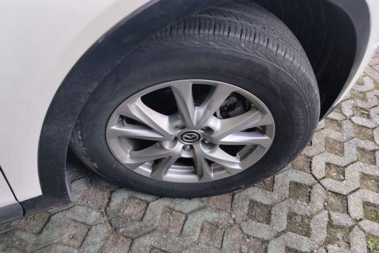 Used Mazda CX-4 2016 2.0L Automatic 2WD Blue Sky Dynamic Edition Right Front Wheel Hub