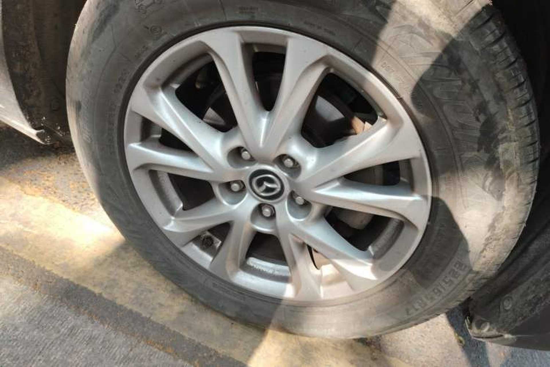 Used Mazda CX-4 2016 2.0L Automatic 2WD Blue Sky Luxury Edition Right Front Wheel Hub