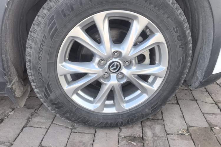 Used Mazda CX-4 2016 2.0L Automatic Two-Wheel Drive Blue Sky Exploration Edition Right Front Wheel Hub