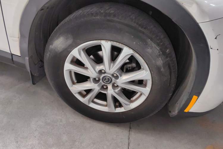 Used Mazda CX-4 2016 2.0L Automatic 2WD Blue Sky Luxury Edition Right Front Wheel Hub