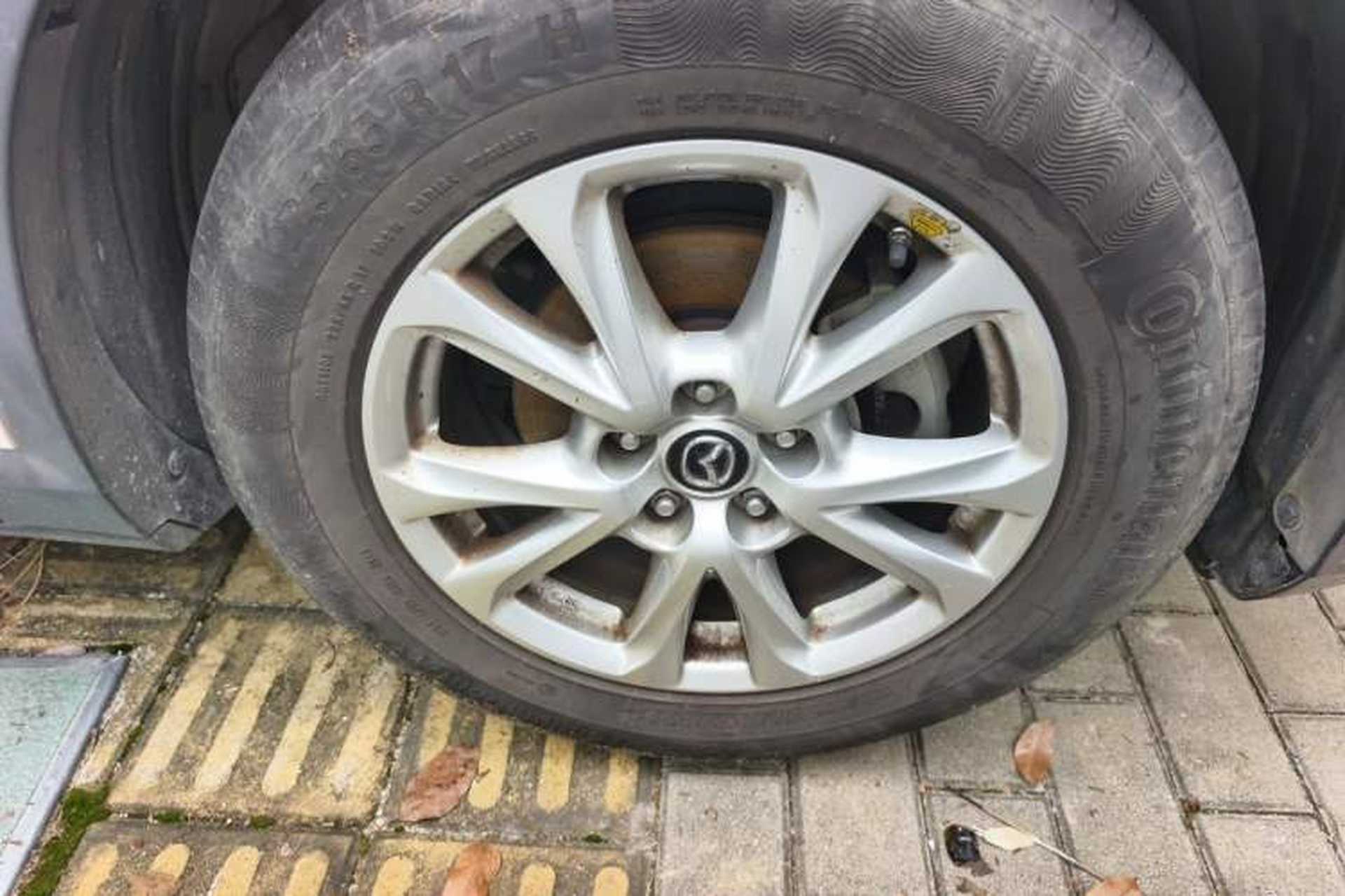 Used Mazda CX-4 2016 2.0L Automatic 2WD Blue Sky Luxury Edition Right Front Wheel Hub