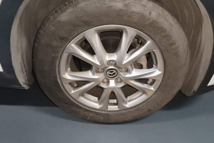 Used Mazda CX-4 2016 2.0L Automatic 2WD Blue Sky Dynamic Edition Right Front Wheel Hub