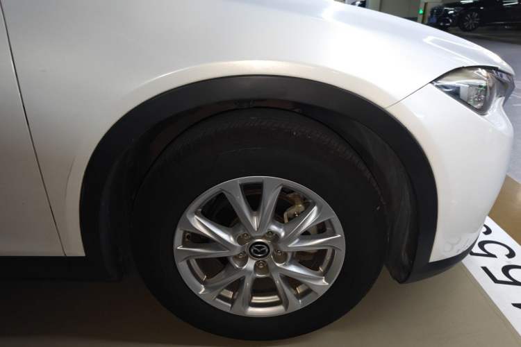 Used Mazda CX-4 2016 2.0L Automatic 2WD Blue Sky Luxury Edition Right Front Wheel Hub