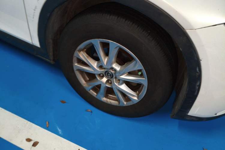 Used Mazda CX-4 2016 2.0L Automatic 2WD Blue Sky Dynamic Edition Right Front Wheel Hub