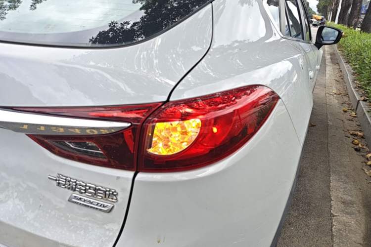 Used Mazda CX-4 2016 2.0L Automatic 2WD Blue Sky Dynamic Edition Right Rear Taillight