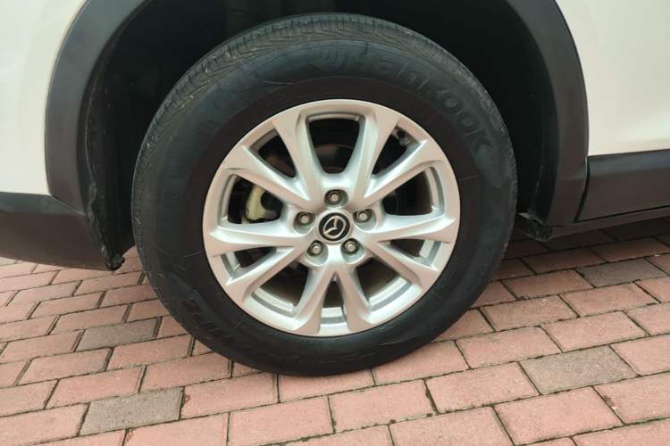 Used Mazda CX-4 2016 2.0L Automatic 2WD Blue Sky Luxury Edition Right Rear Wheel Hub
