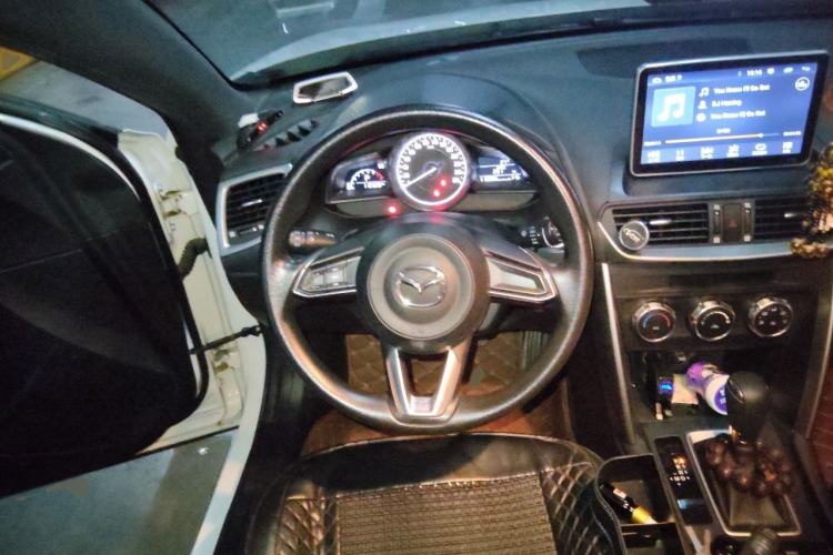 Used Mazda CX-4 2016 2.0L Automatic 2WD Blue Sky Dynamic Edition Steering Wheel