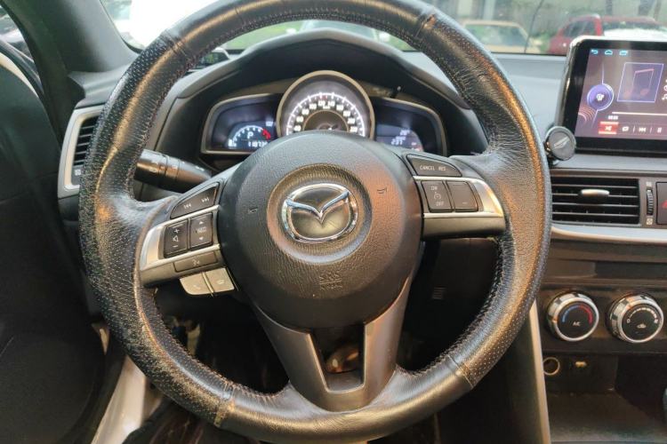 Used Mazda CX-4 2016 2.0L Automatic 2WD Blue Sky Dynamic Edition Steering Wheel