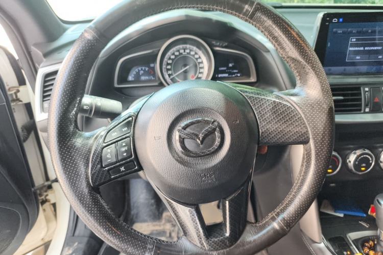 Used Mazda CX-4 2016 2.0L Automatic 2WD Blue Sky Dynamic Edition Steering Wheel