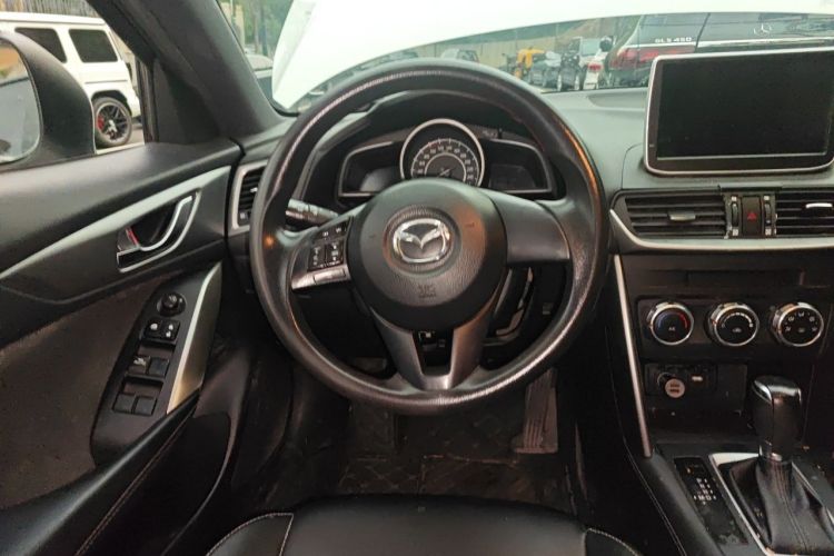 Used Mazda CX-4 2016 2.0L Automatic 2WD Blue Sky Dynamic Edition Steering Wheel