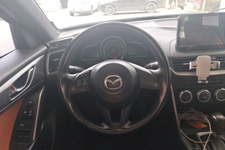 Used Mazda CX-4 2016 2.0L Automatic 2WD Blue Sky Dynamic Edition Steering Wheel