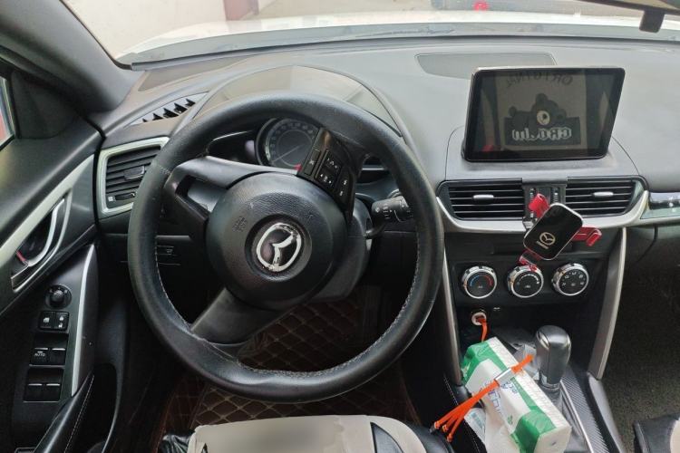 Used Mazda CX-4 2016 2.0L Automatic 2WD Blue Sky Dynamic Edition Steering Wheel