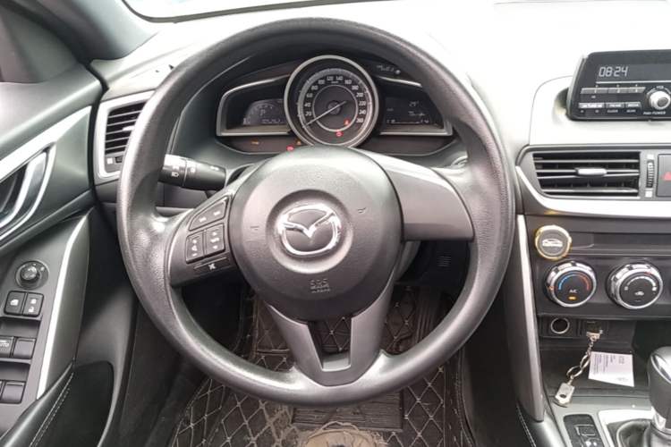 Used Mazda CX-4 2016 2.0L Automatic 2WD Blue Sky Dynamic Edition Steering Wheel