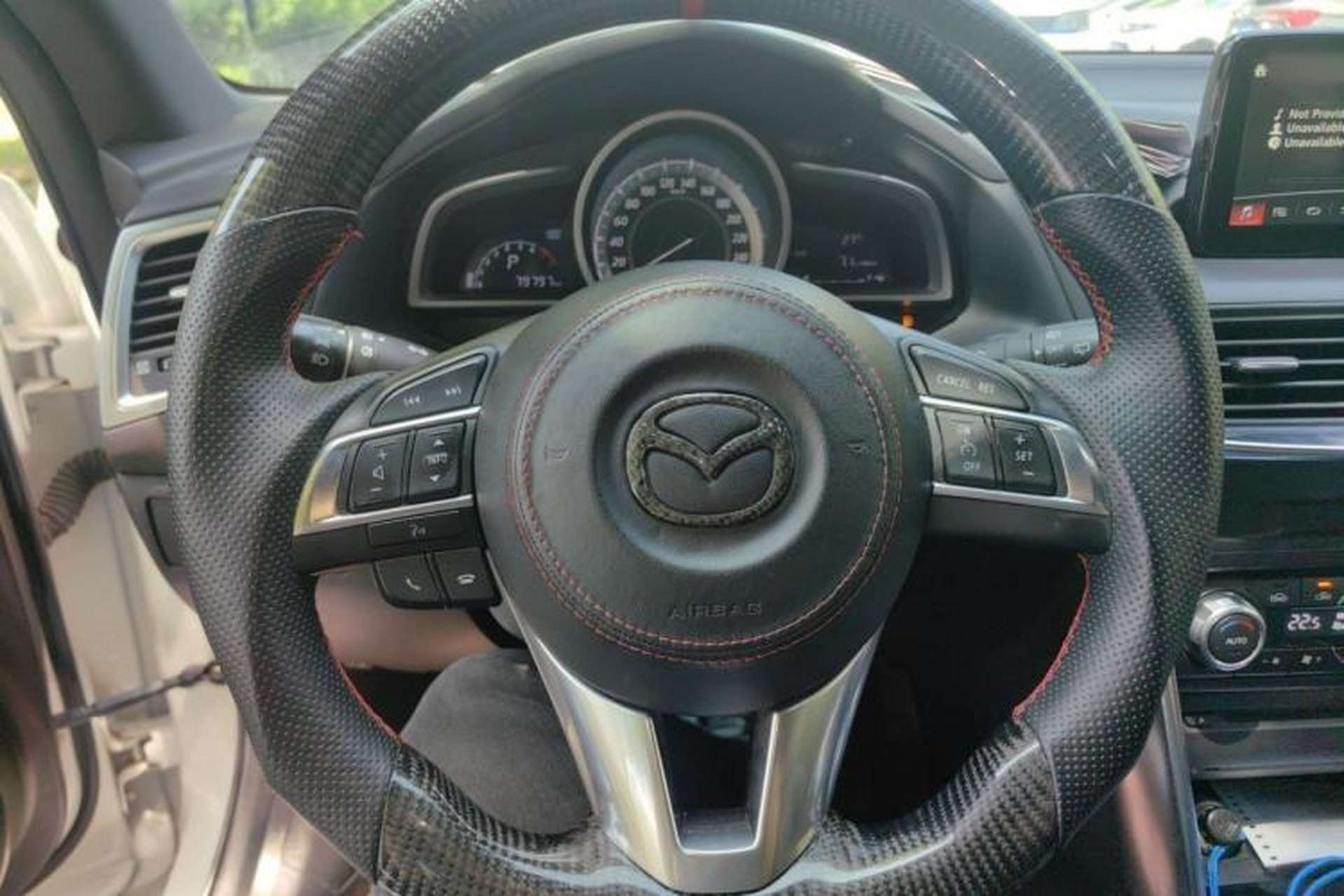 Used Mazda CX-4 2016 2.5L Automatic 4x4 Sky Blue Passion Edition Steering Wheel