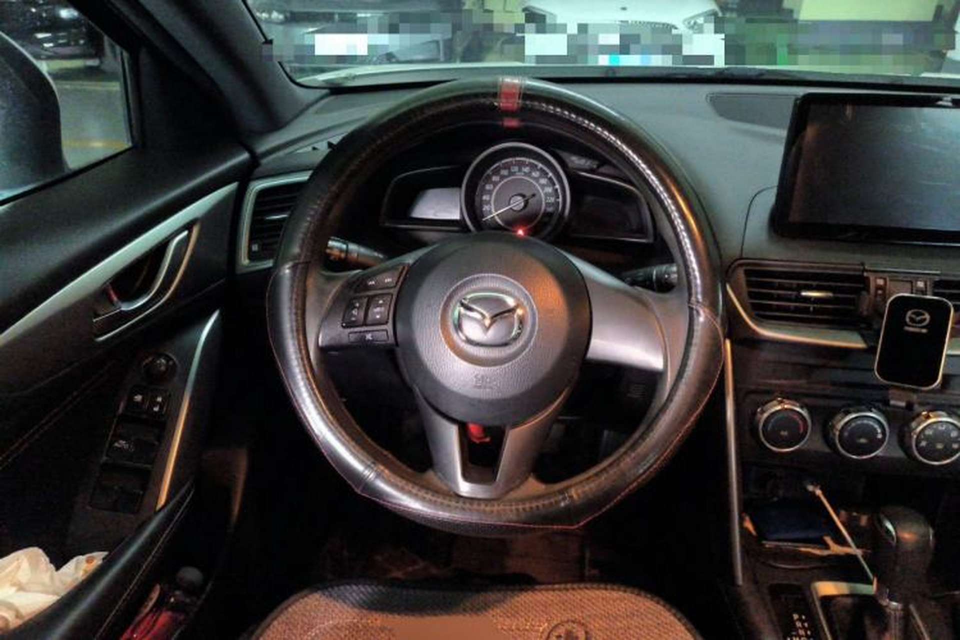 Used Mazda CX-4 2016 2.0L Automatic 2WD Blue Sky Dynamic Edition Steering Wheel