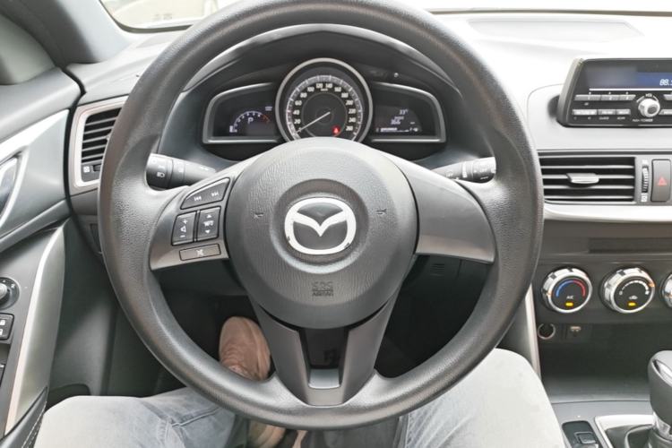 Used Mazda CX-4 2016 2.0L Automatic 2WD Blue Sky Dynamic Edition Steering Wheel