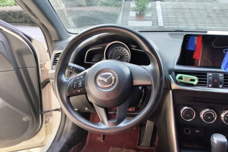 Used Mazda CX-4 2016 2.0L Automatic 2WD Blue Sky Dynamic Edition Steering Wheel