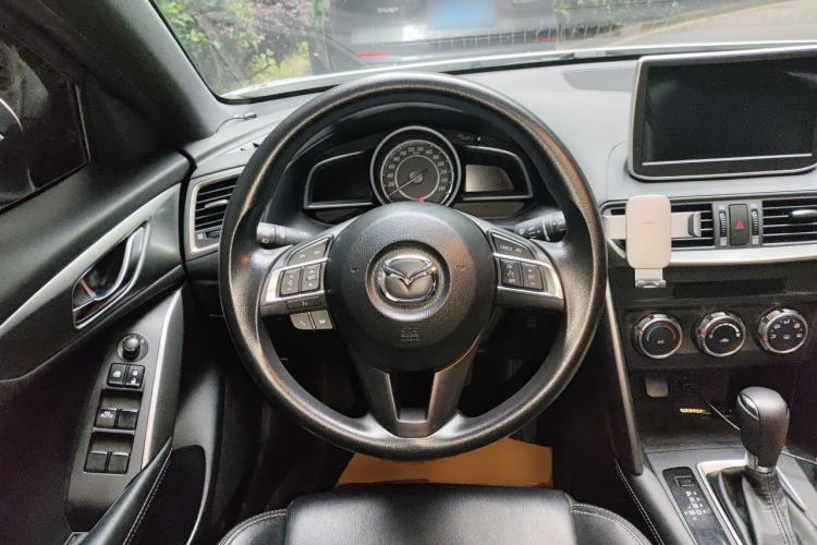 Used Mazda CX-4 2016 2.0L Automatic 2WD Blue Sky Dynamic Edition Steering Wheel