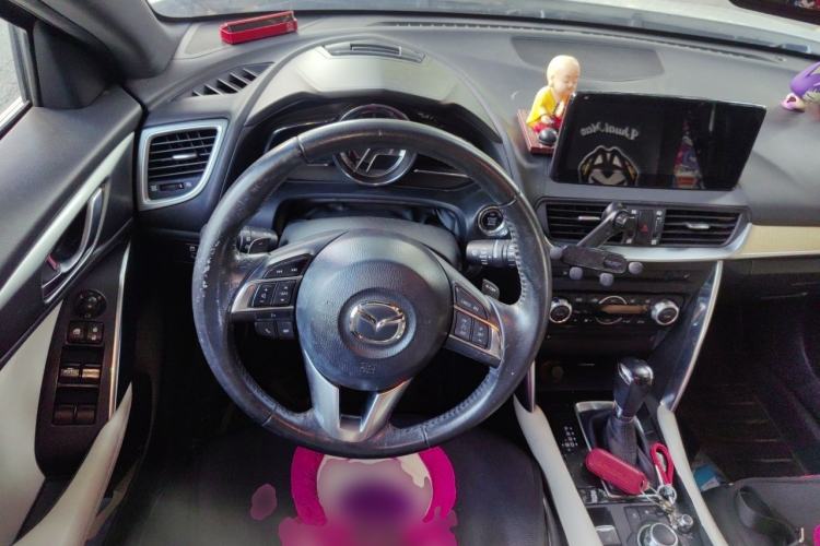 Used Mazda CX-4 2016 2.0L Automatic Two-Wheel Drive Blue Sky Leading Edition Steering Wheel