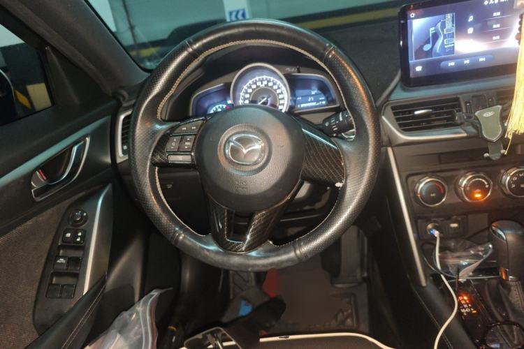 Used Mazda CX-4 2016 2.0L Automatic 2WD Blue Sky Dynamic Edition Steering Wheel
