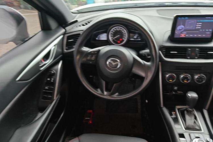 Used Mazda CX-4 2016 2.0L Automatic 2WD Blue Sky Dynamic Edition Steering Wheel