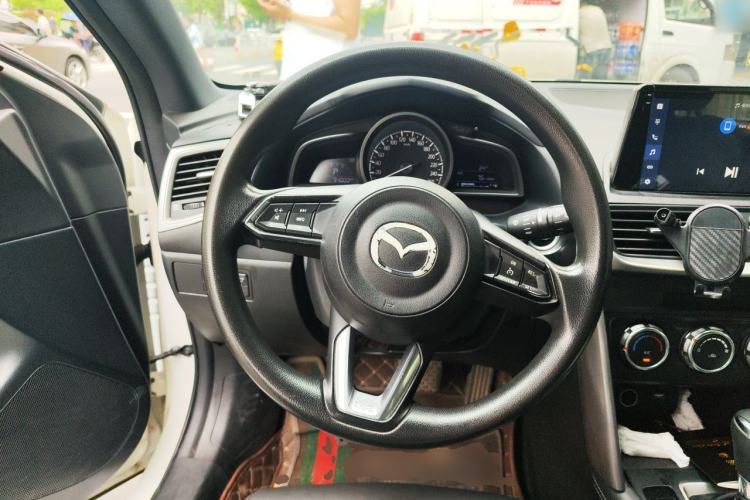 Used Mazda CX-4 2016 2.0L Automatic 2WD Blue Sky Dynamic Leather Edition Steering Wheel