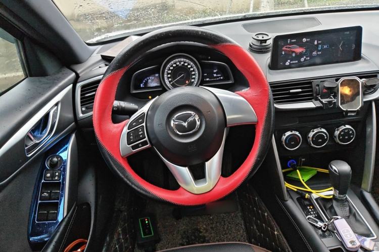 Used Mazda CX-4 2016 2.0L Automatic 2WD Blue Sky Dynamic Edition Steering Wheel