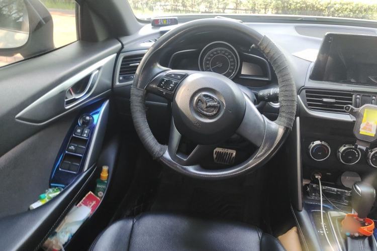 Used Mazda CX-4 2016 2.0L Automatic 2WD Blue Sky Dynamic Edition Steering Wheel