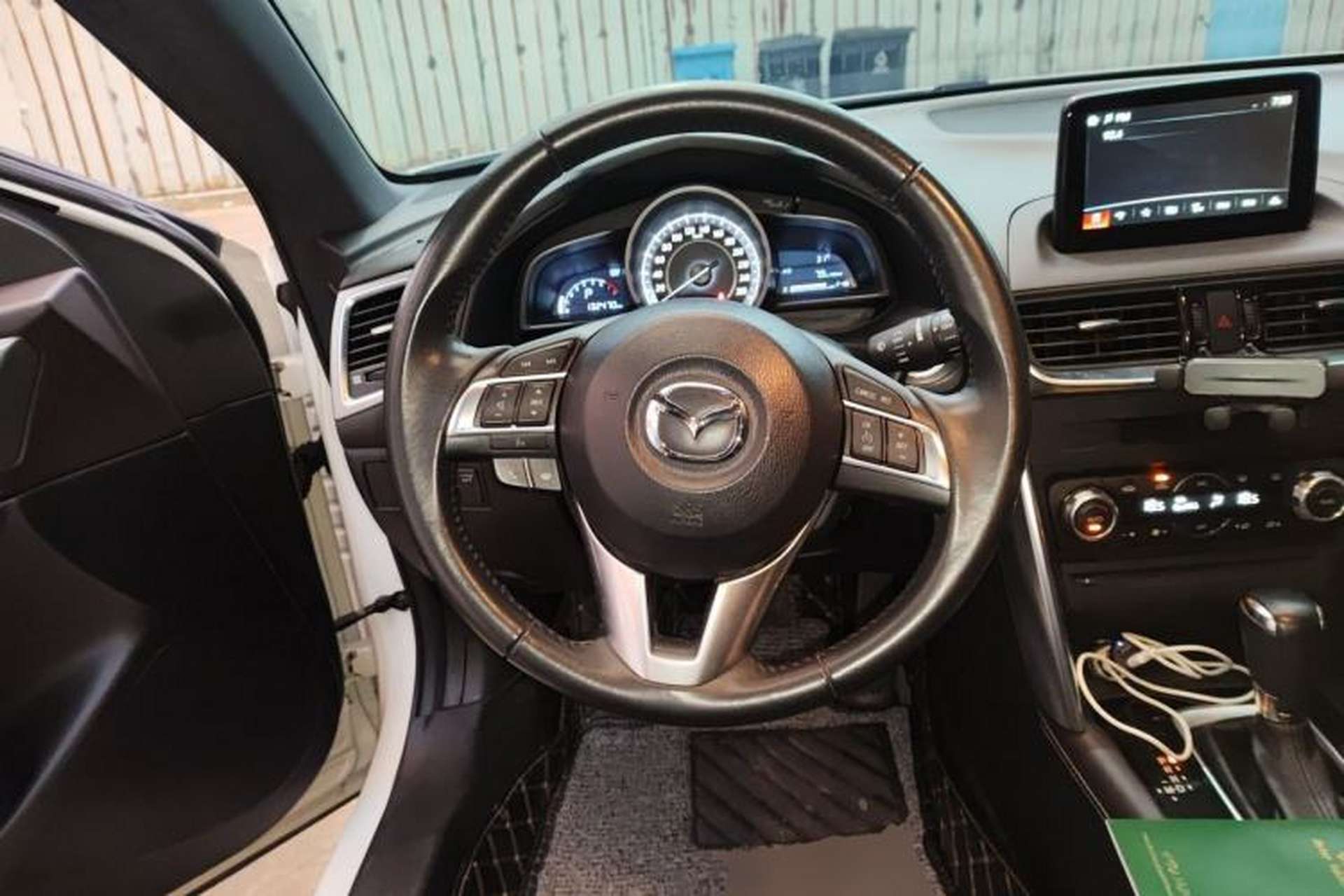 Used Mazda CX-4 2016 2.0L Automatic 2WD Blue Sky Luxury Edition Steering Wheel