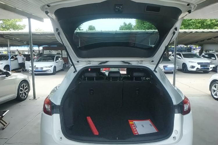 Used Mazda CX-4 2016 2.0L Automatic 2WD Blue Sky Dynamic Edition Trunk