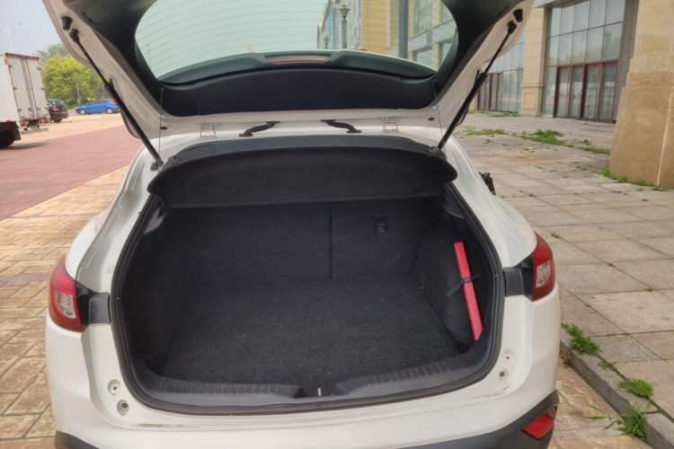 Used Mazda CX-4 2016 2.0L Automatic 2WD Blue Sky Dynamic Edition Trunk