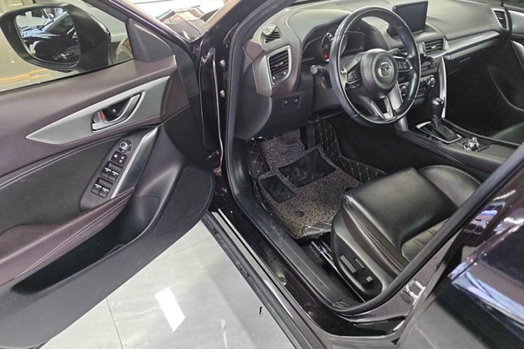 Used Mazda CX-4 2018 2.5L Automatic 4x4 Skyactiv GT Sport Edition China V Standard Interior 3
