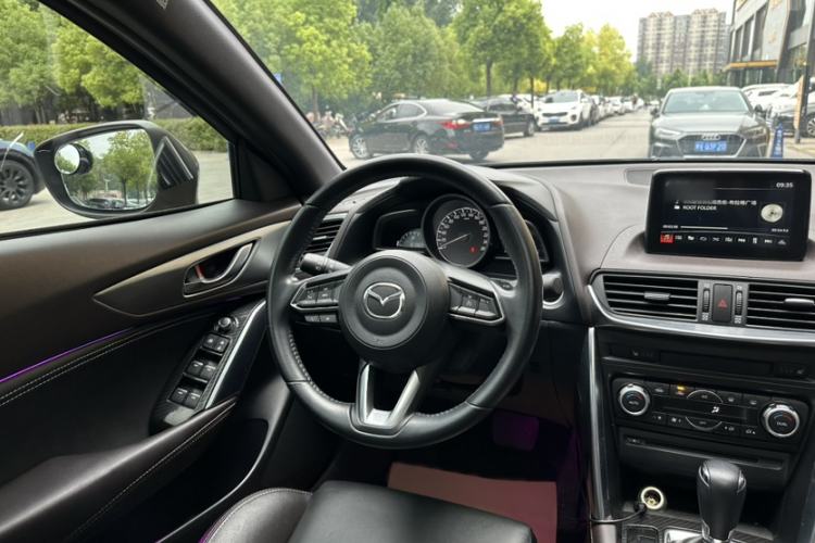 Used Mazda CX-4 2018 2.5L Automatic 4x4 Skyactiv GT Sport Edition China V Standard Interior 7