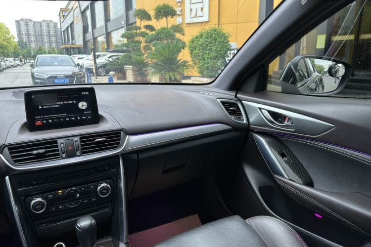 Used Mazda CX-4 2018 2.5L Automatic 4x4 Skyactiv GT Sport Edition China V Standard Interior 8