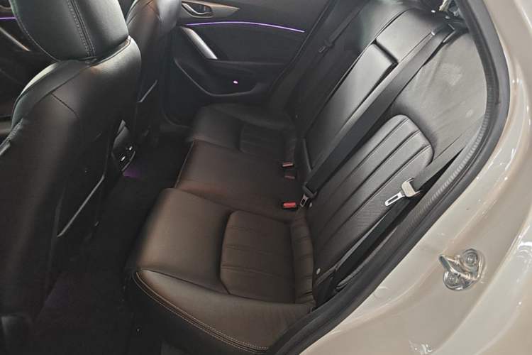 Used Mazda CX-4 2018 2.5L Automatic 4x4 Skyactiv GT Sport Edition China V Standard Left Rear Seat