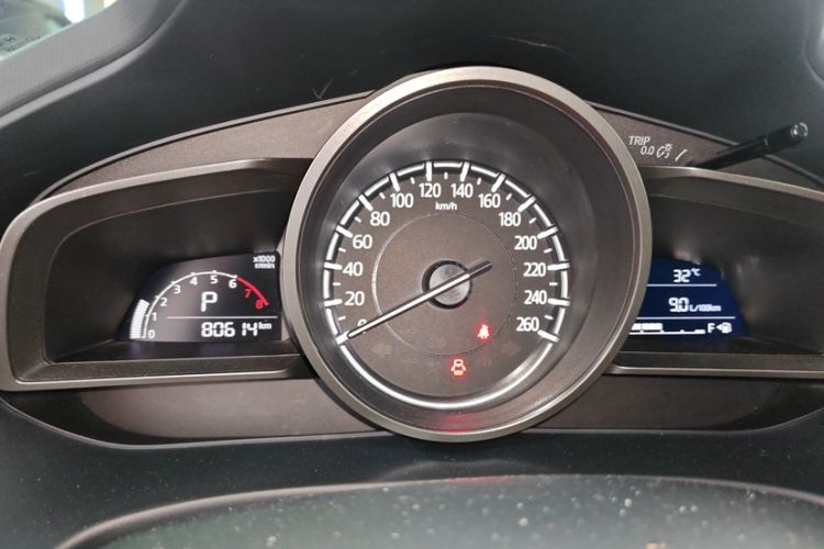 Used Mazda CX-4 2018 2.5L Automatic 4x4 Skyactiv GT Sport Edition China V Standard Odometer Close Up